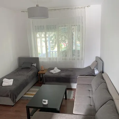 Apartament Platan I *