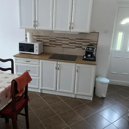Apartment Platan I *